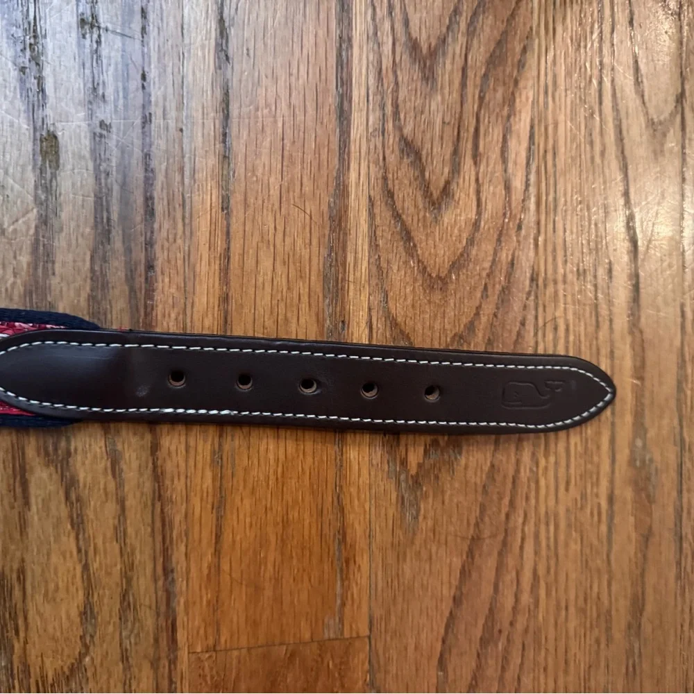 Vineyard Vines boys red Santa whale belt. Size 26